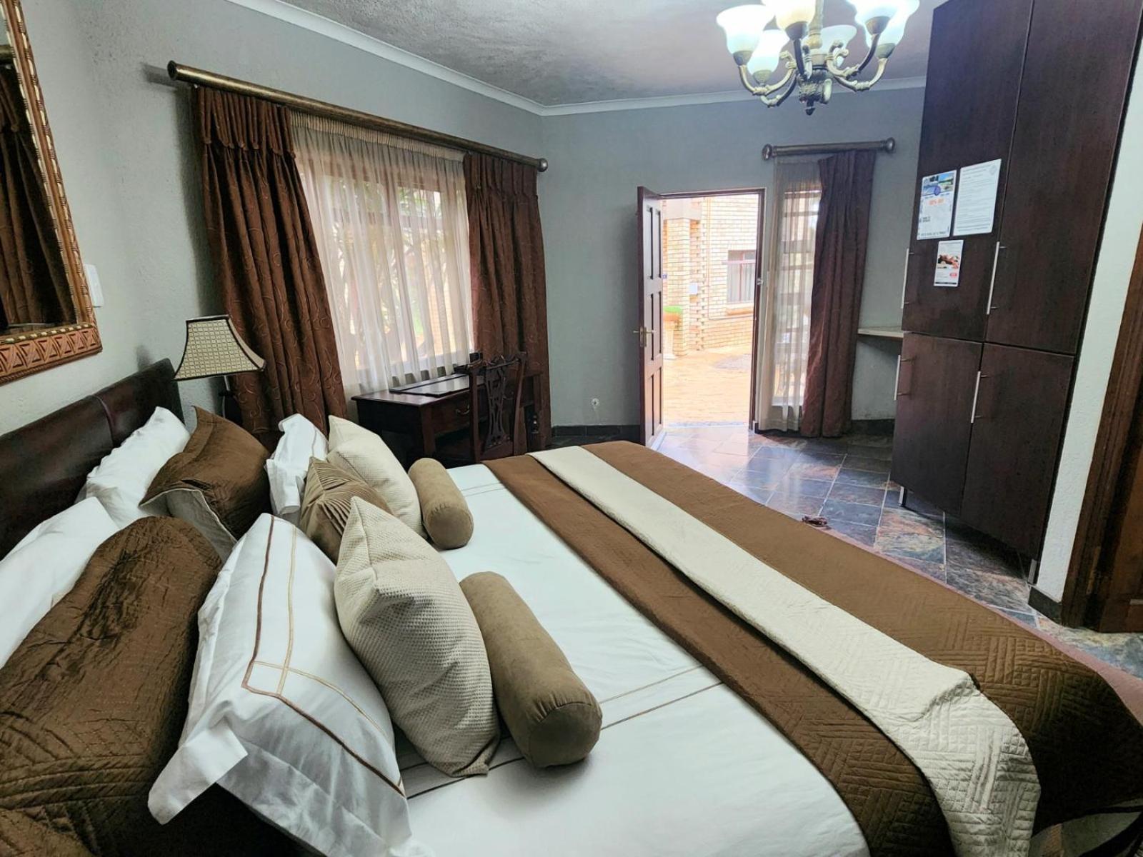 Goodnight Guest Lodge Йоханнесбург Экстерьер фото